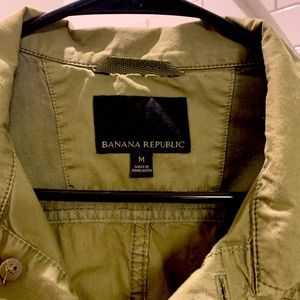 Banana Republic Button Up Shirt